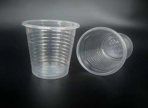 تصویر 4 از لیوان یکبار مصرف مخصوص شربت گزینه ای ایده آل برای سرو نوشیدنی